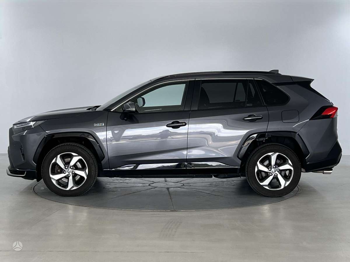 Toyota RAV4 - 3