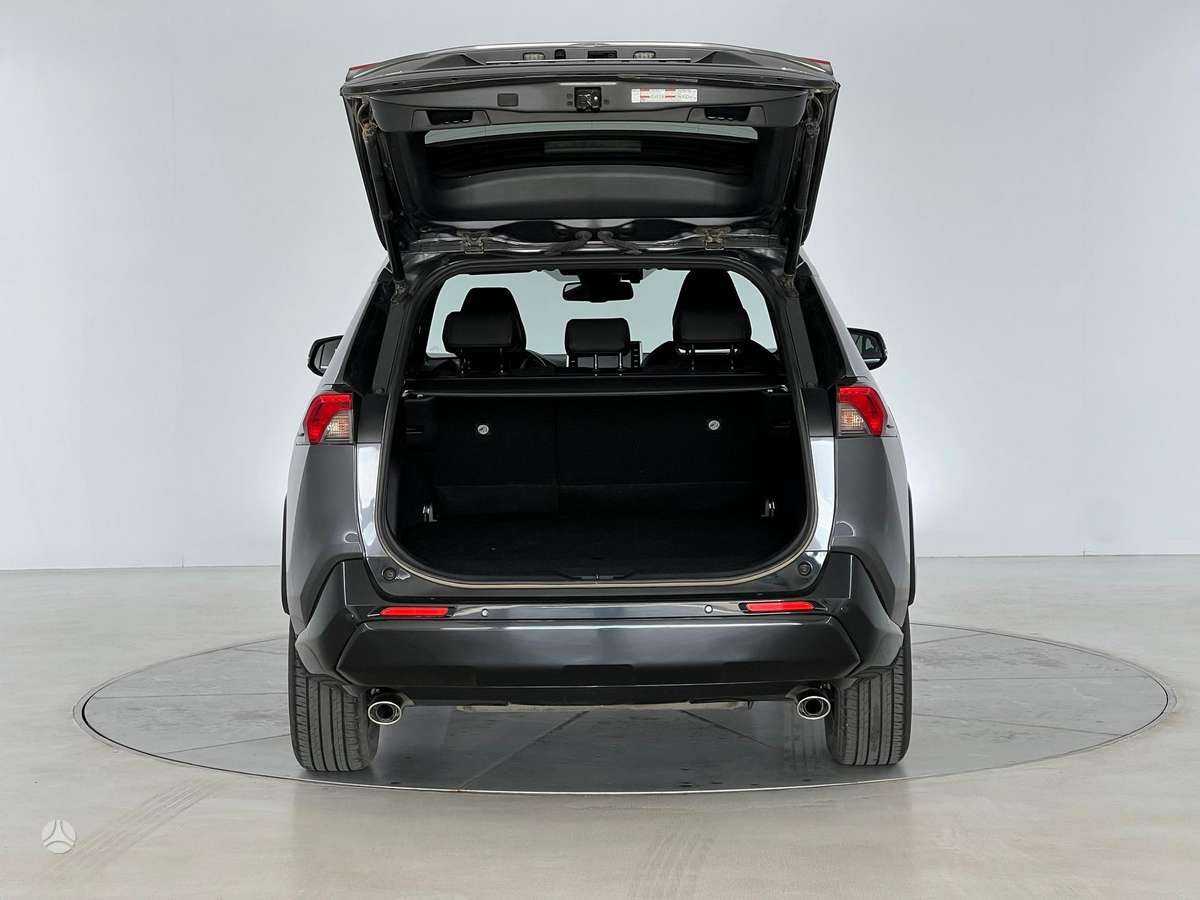 Toyota RAV4 - 10