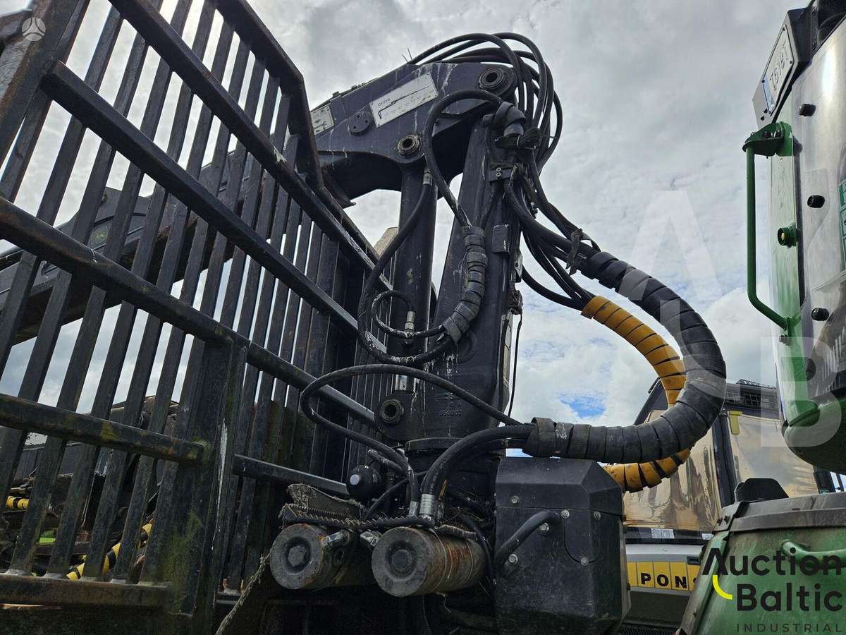 John Deere 1010 E, medvežės