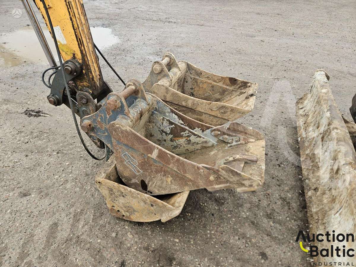 Hyundai Robex 80 CR-9, mini excavator