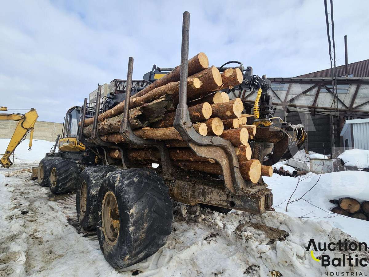 Ponsse WISENT 8W, forwarders