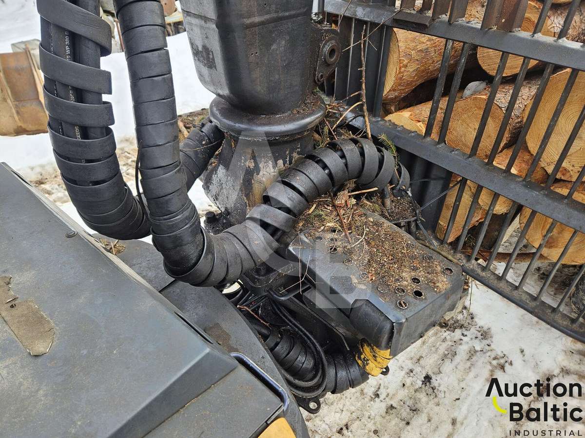 Ponsse WISENT 8W, medvežės