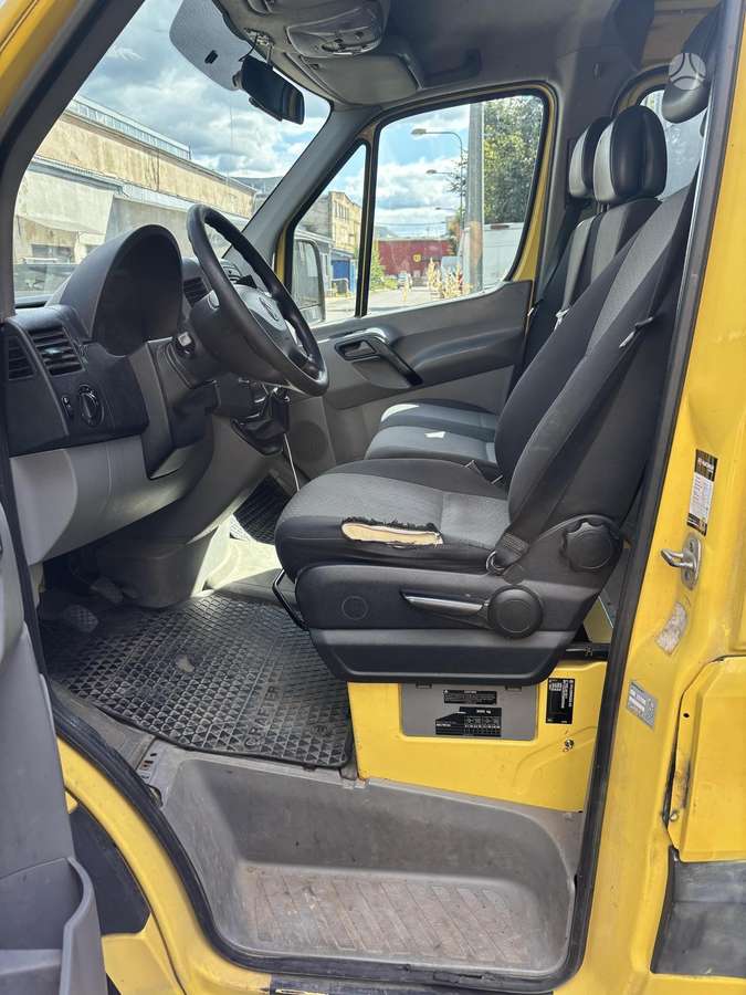 Volkswagen Crafter - 12