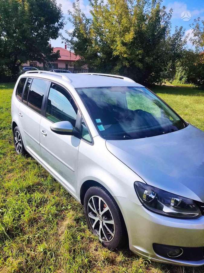 Volkswagen Touran - 2