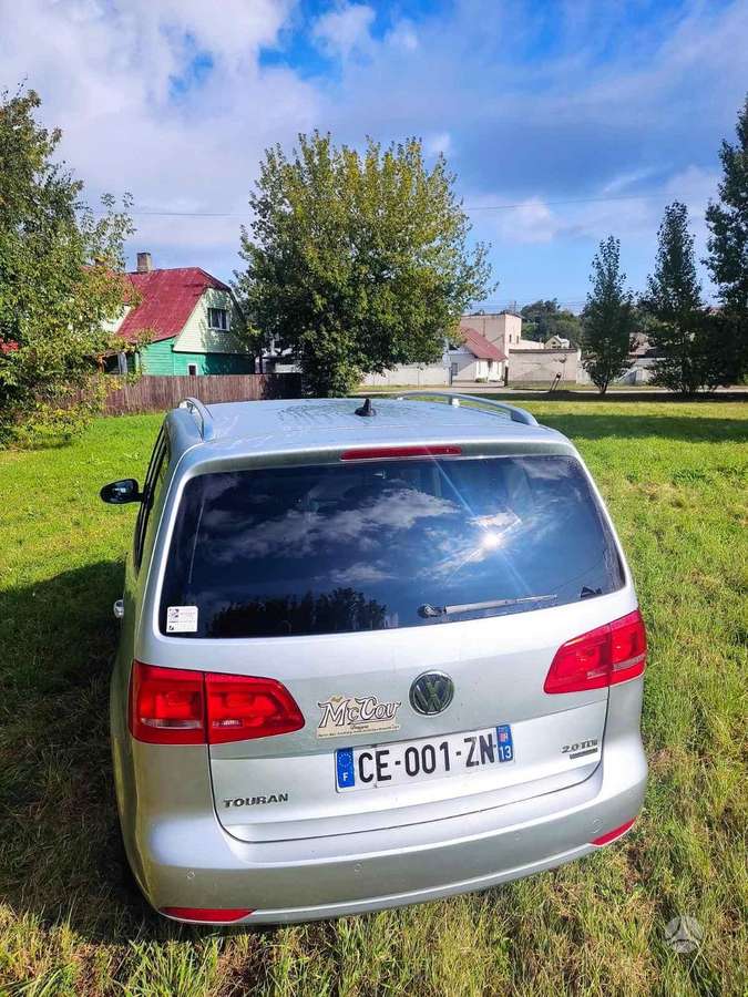 Volkswagen Touran - 7