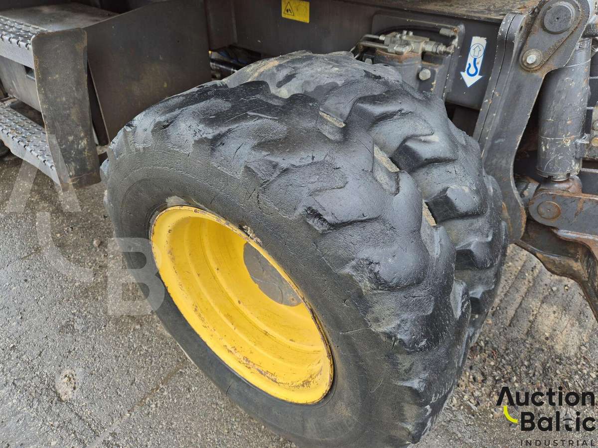New Holland MH 3.6, экскаваторы