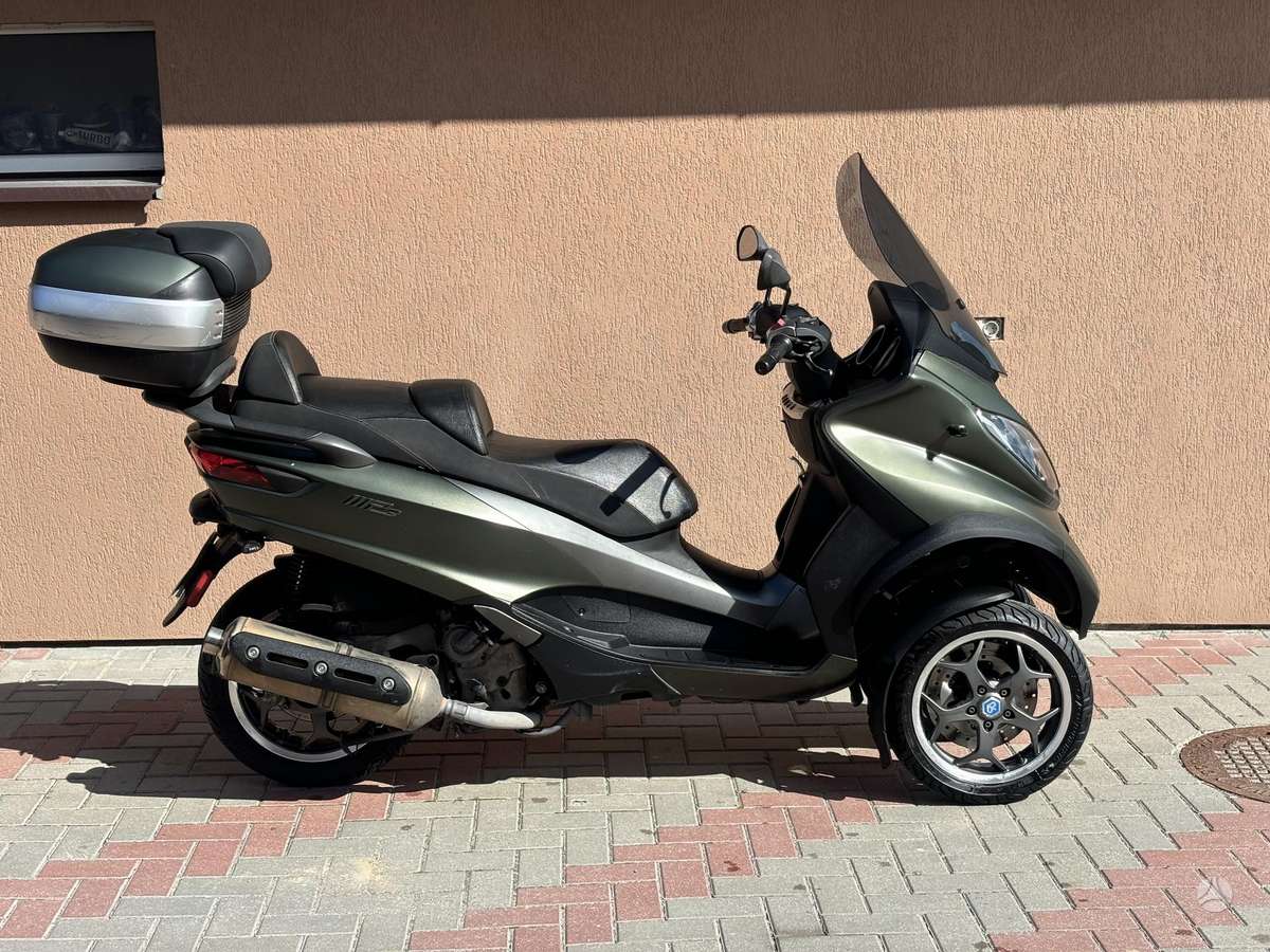 Piaggio MP3 500cc, triračiai