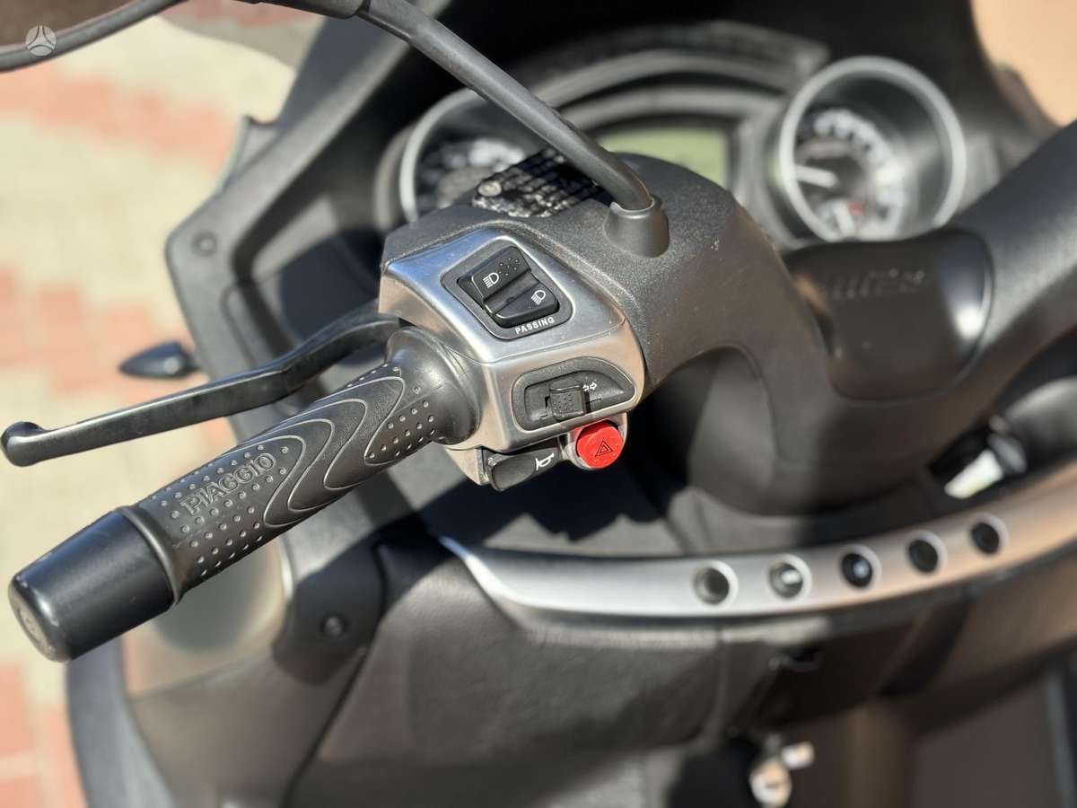 Piaggio MP3 500cc, triračiai