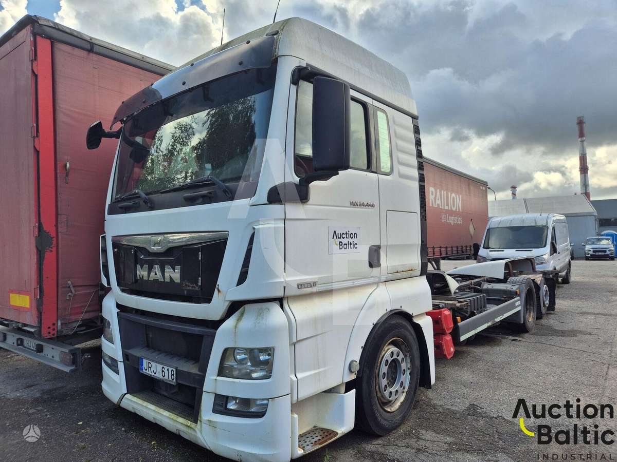 MAN TGX24.400, контейнеровозы