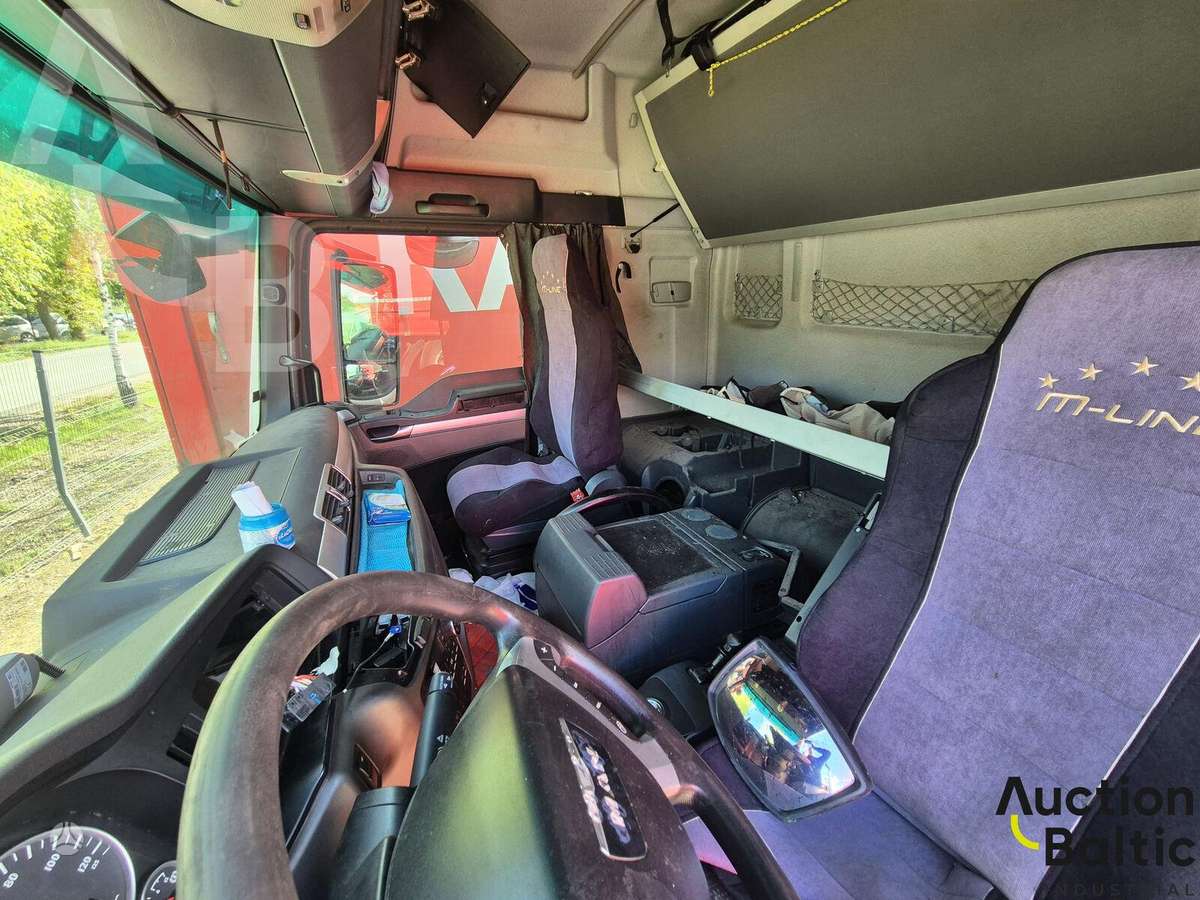 MAN TGX24.400, container trucks