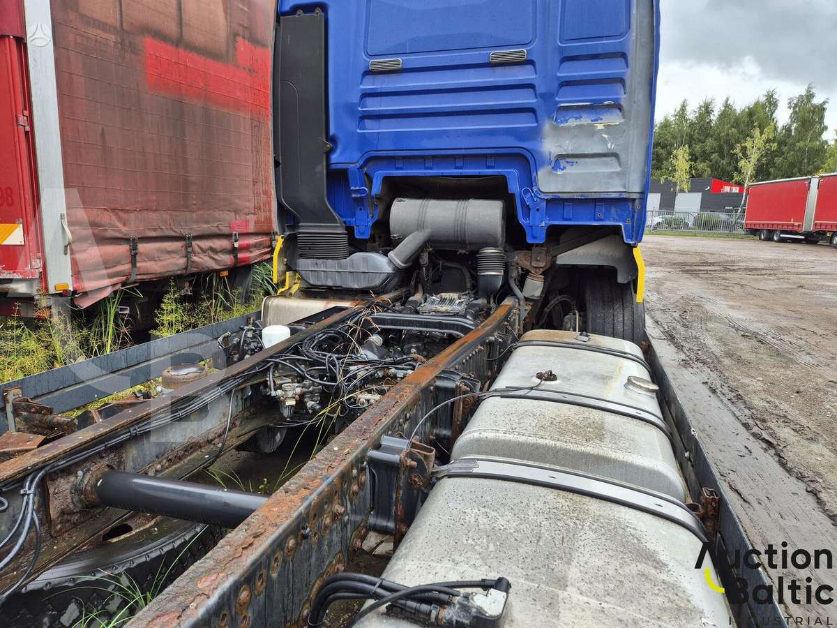 MAN TGA26.460, cab-chassis trucks