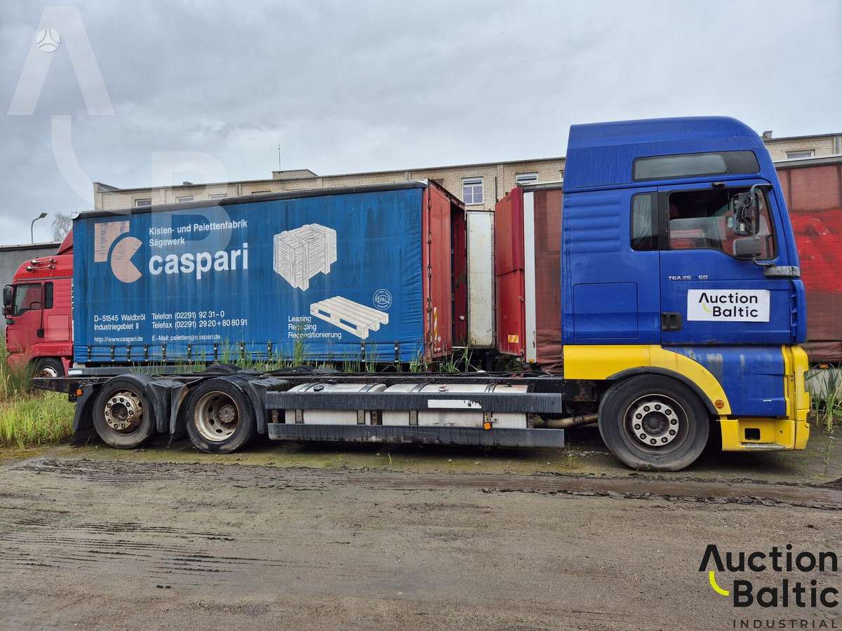 MAN TGA26.460, cab-chassis trucks