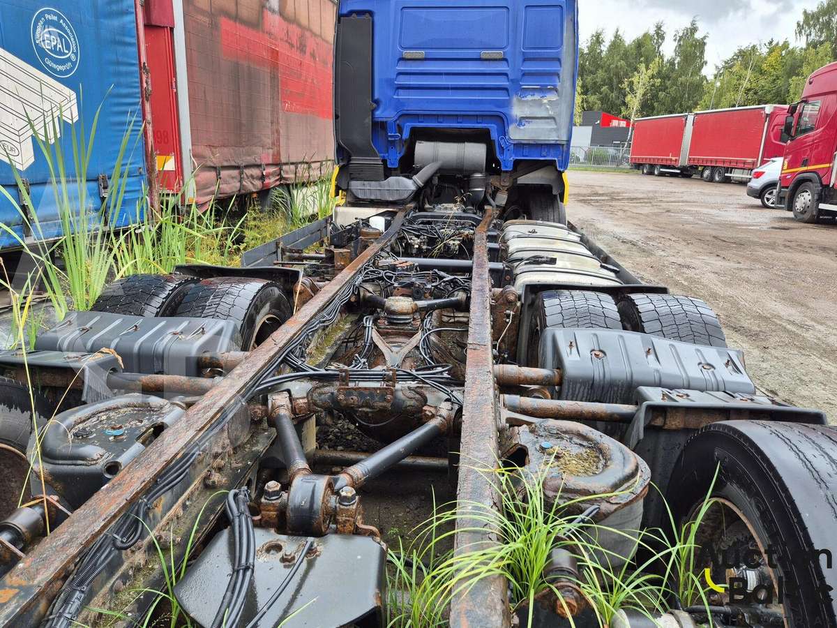 MAN TGA26.460, cab-chassis trucks