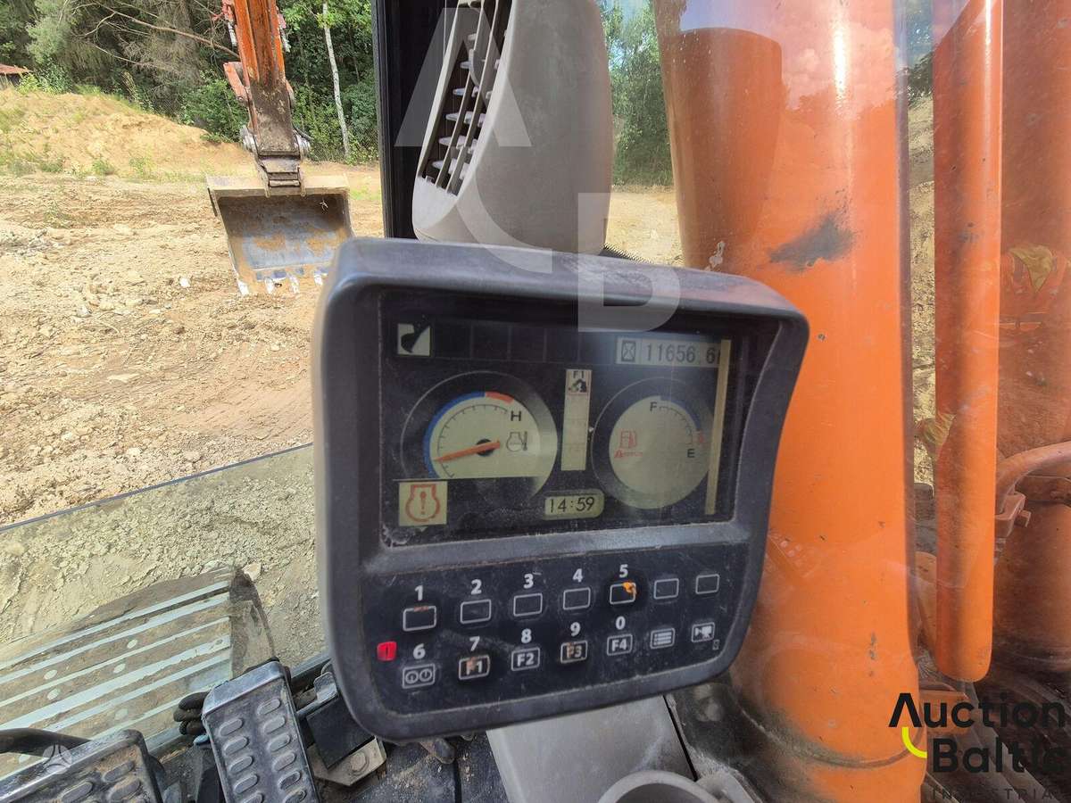 Hitachi 250LC, экскаваторы