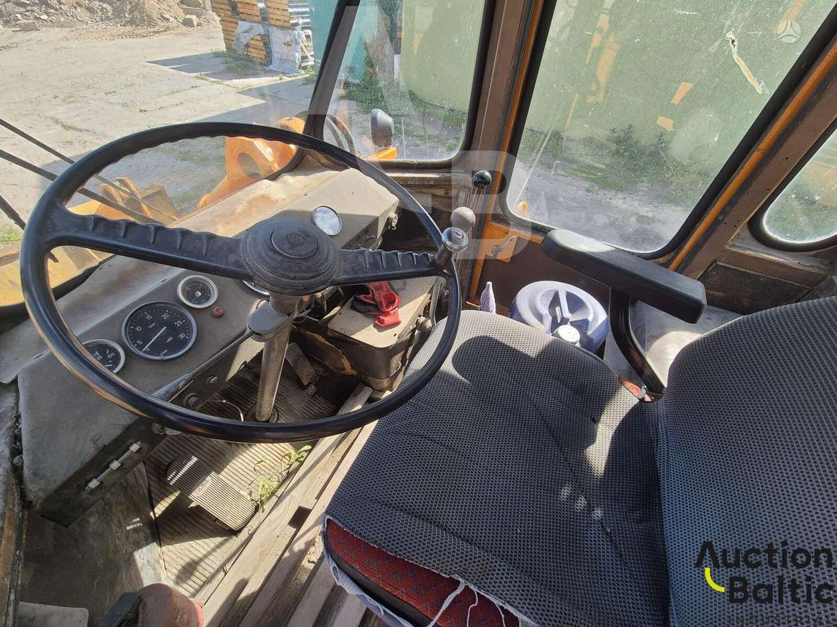-Kita- Ł-34, frontal loader