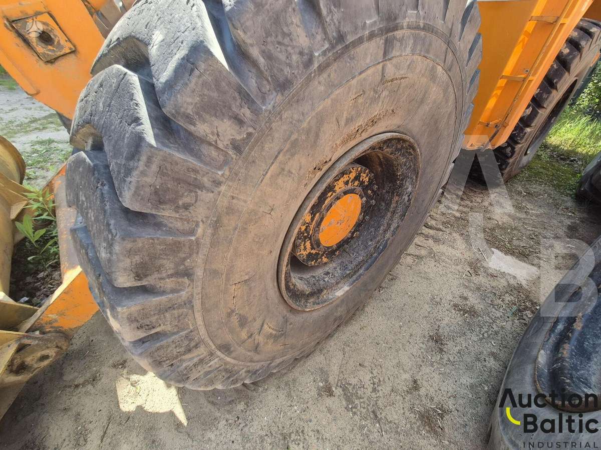 -Kita- Ł-34, frontal loader