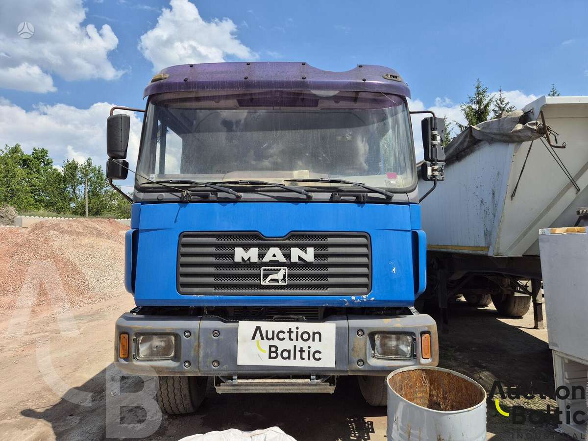 MAN F2000, самосвалы
