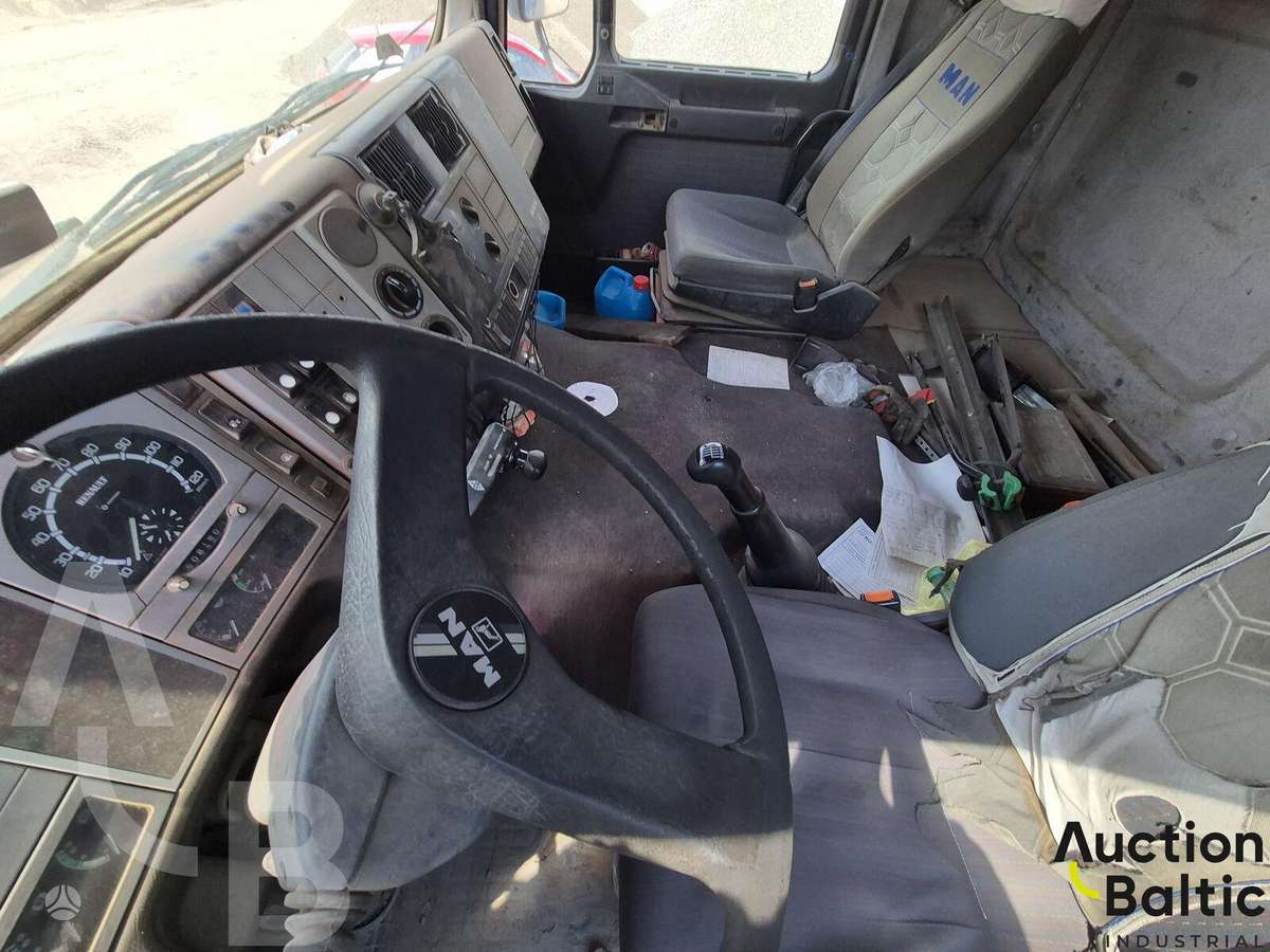 MAN F2000, dumpers / tippers