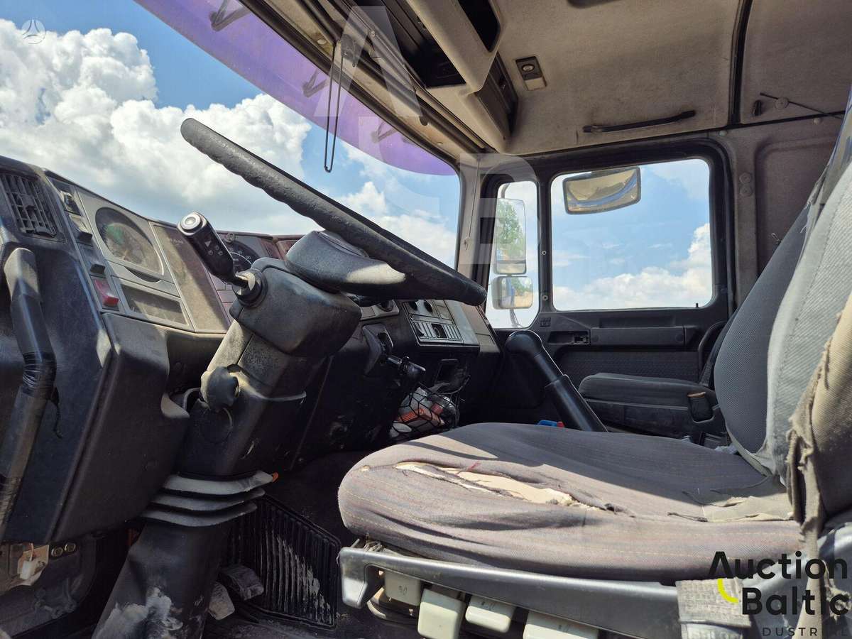 MAN F2000, dumpers / tippers