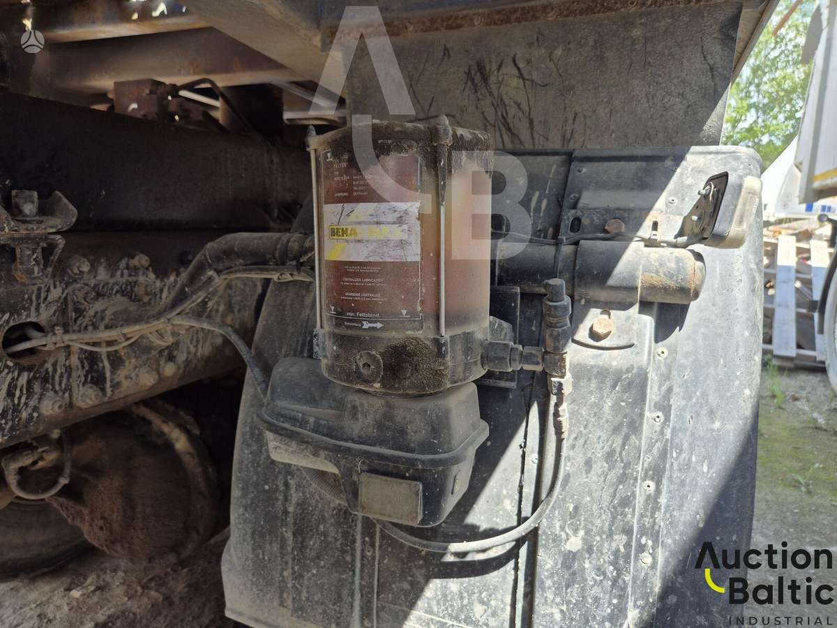 MAN F2000, dumpers / tippers