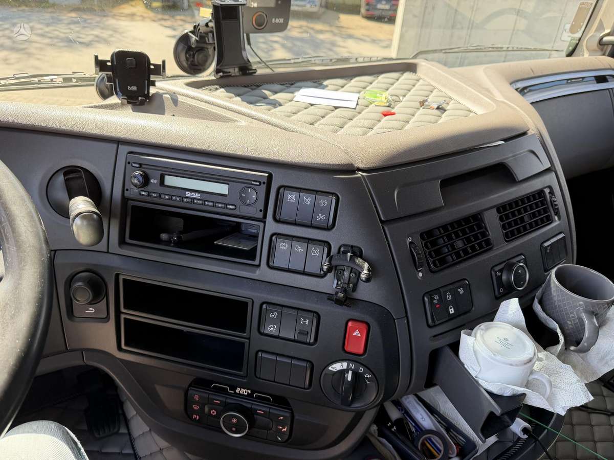 DAF XF 106.480 RETARDER, double sleeper