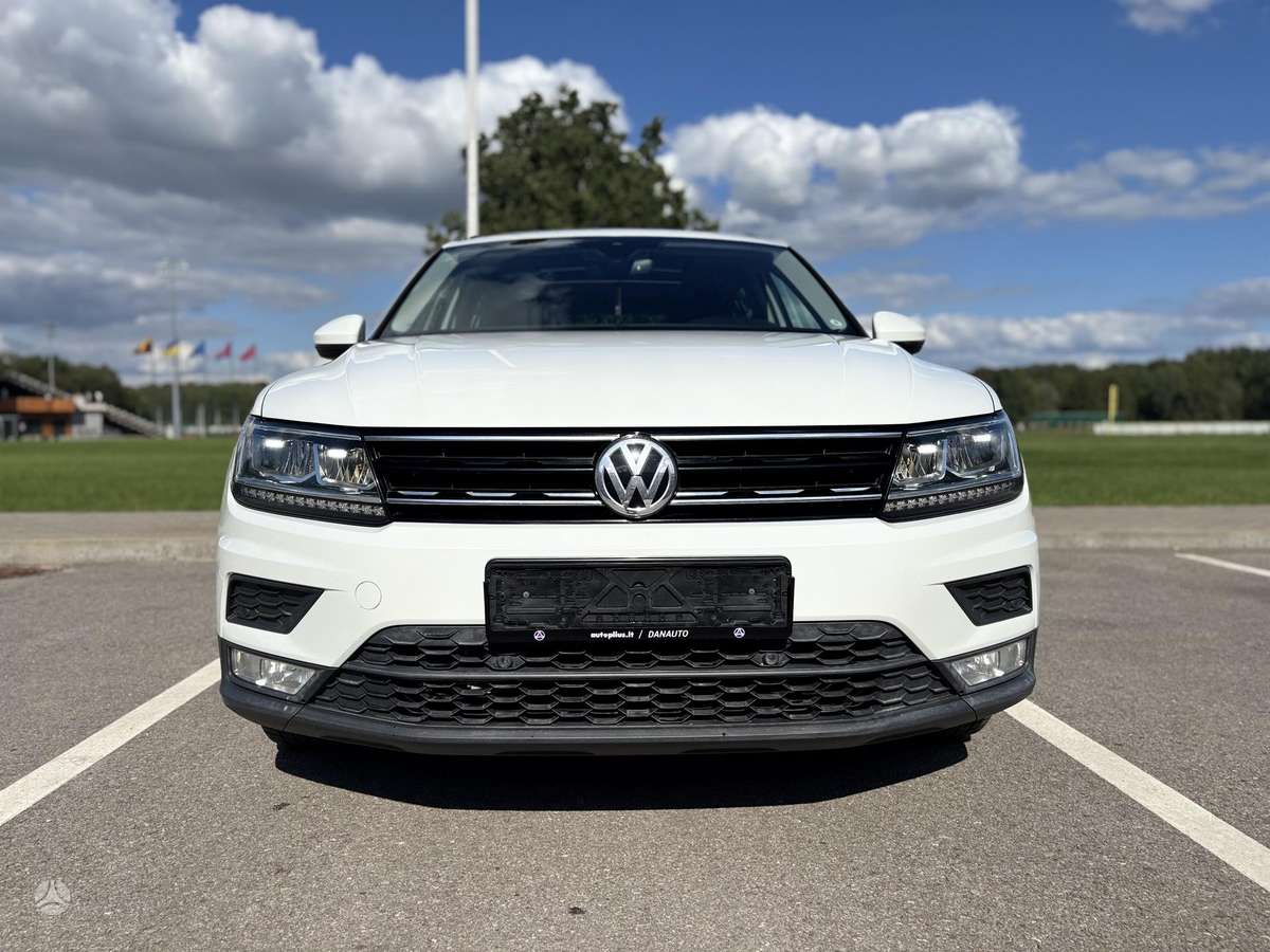 Volkswagen Tiguan - 2