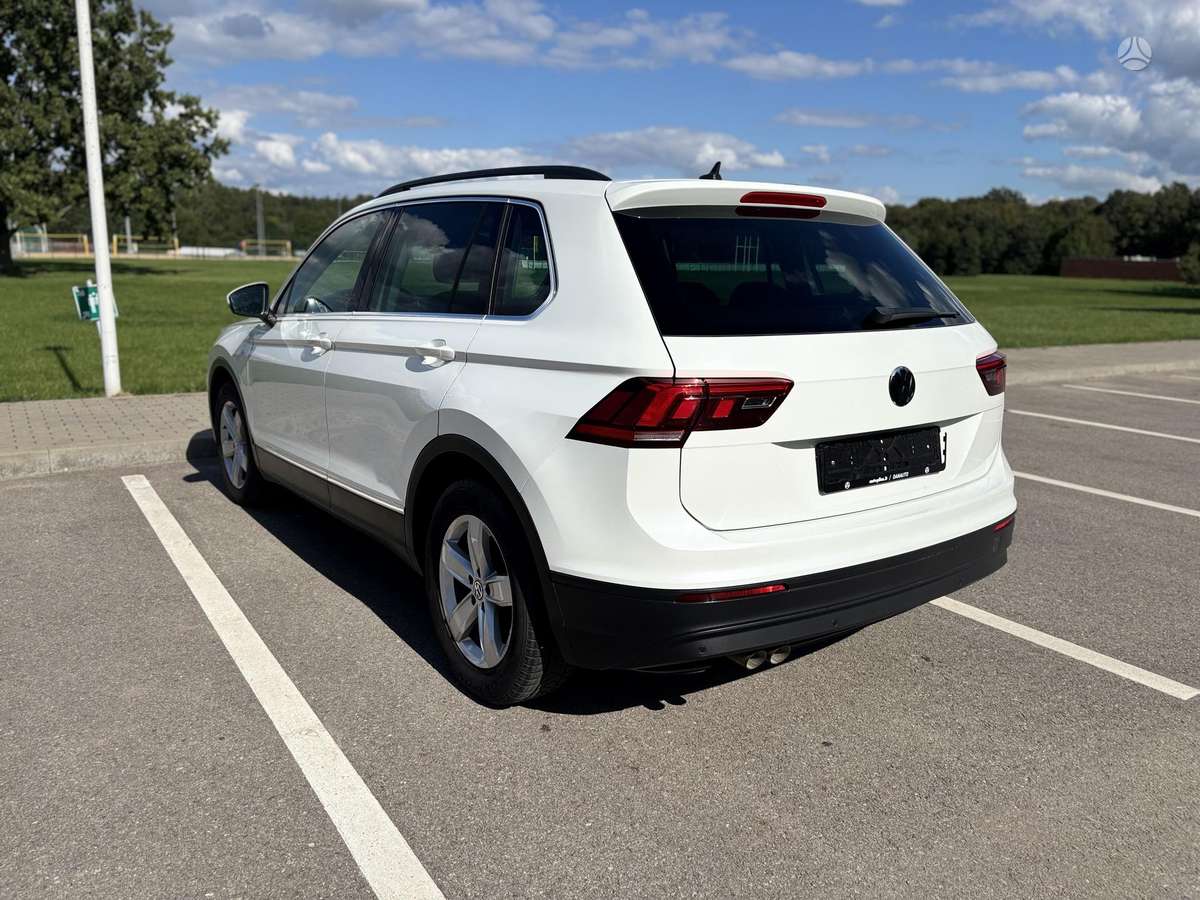 Volkswagen Tiguan - 7