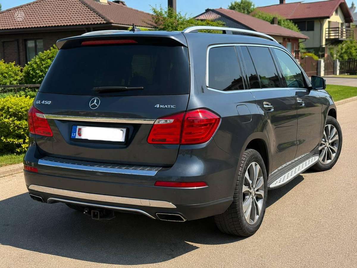 Mercedes-Benz GL450 - 4