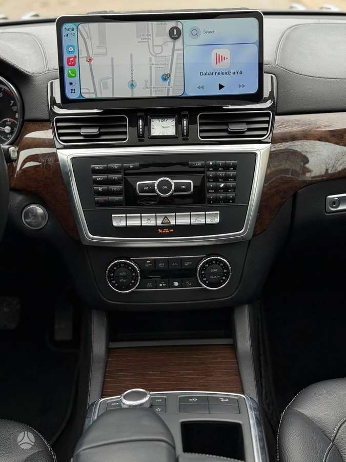 Mercedes-Benz GL450 - 11