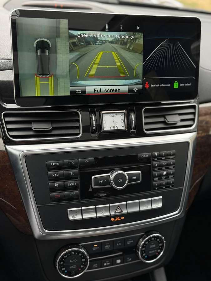 Mercedes-Benz GL450 - 12
