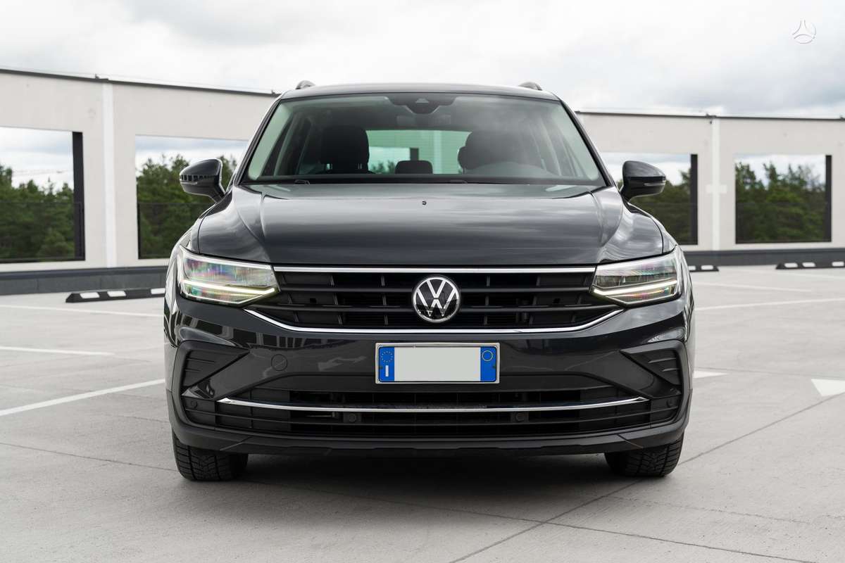 Volkswagen Tiguan - 6