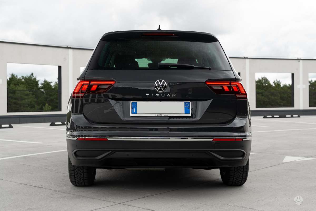 Volkswagen Tiguan - 7