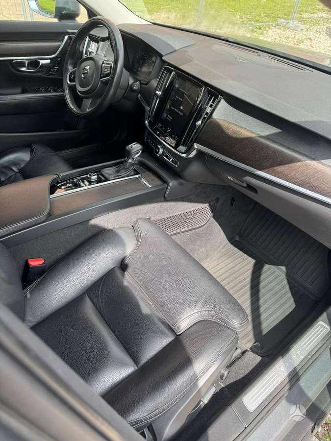Volvo V90 Cross Country - 6