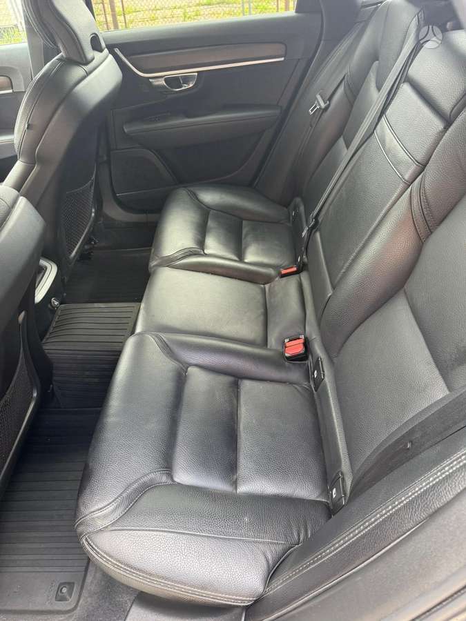 Volvo V90 Cross Country - 7