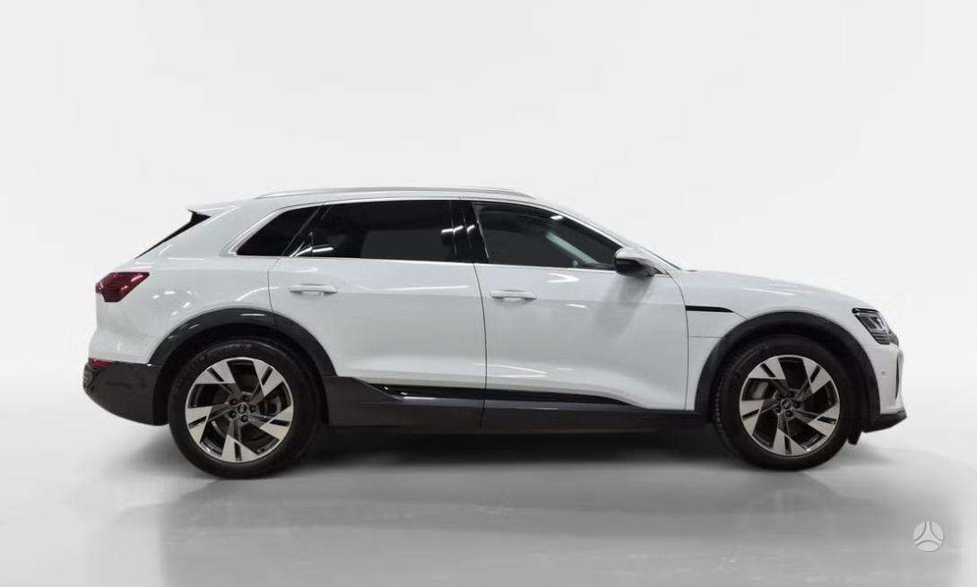 Audi Q8 e-tron, 250 кВт·ч, Универсал