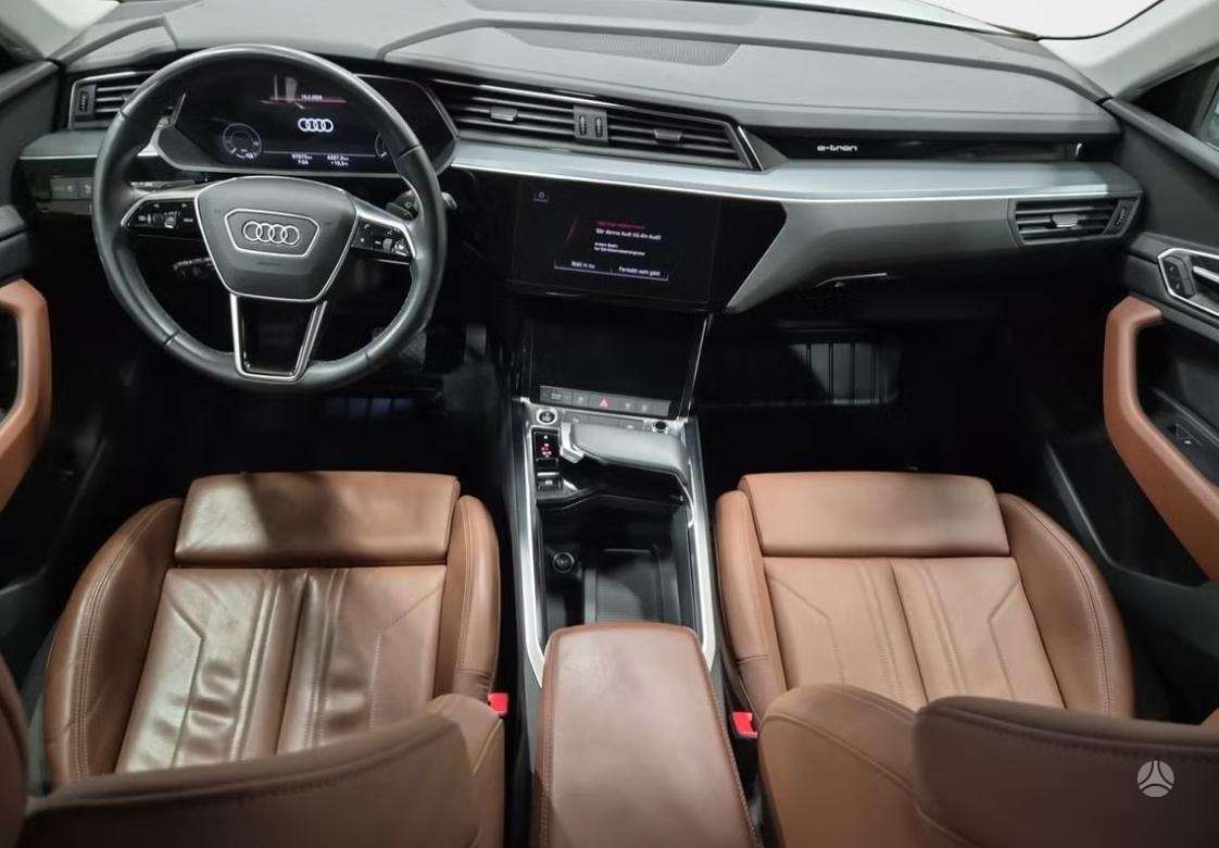 Audi Q8 e-tron, 250 кВт·ч, Универсал