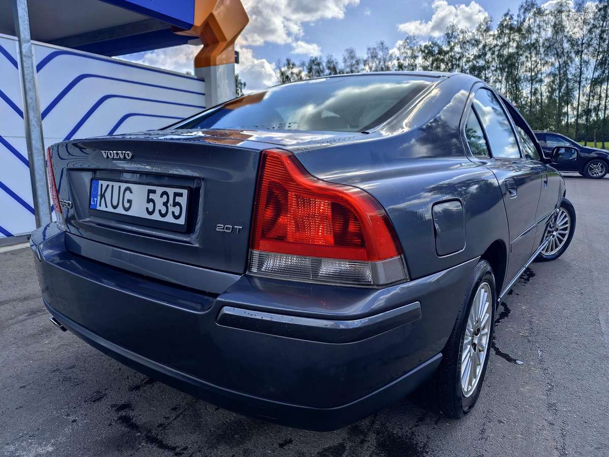Volvo S60, 2.0 l., Седан