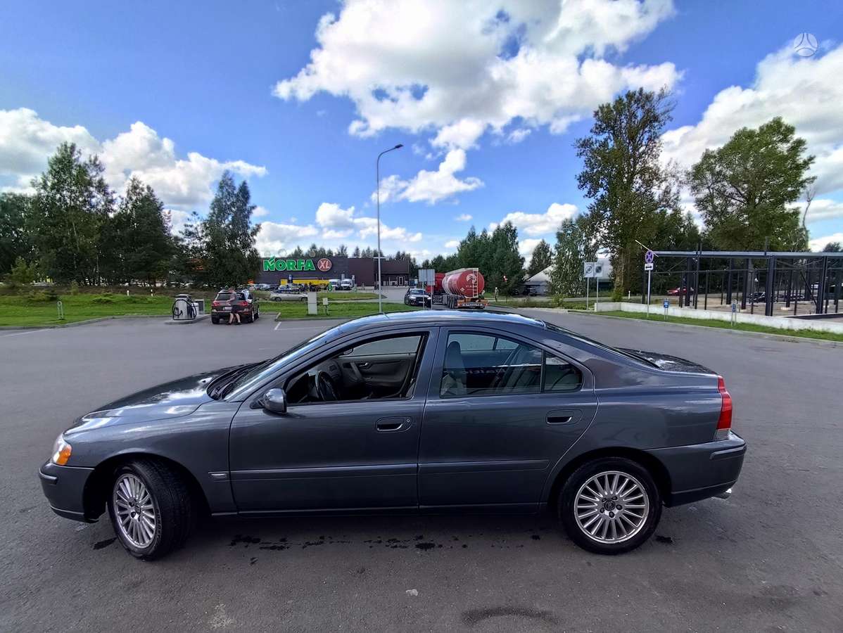 Volvo S60, 2.0 l., Седан
