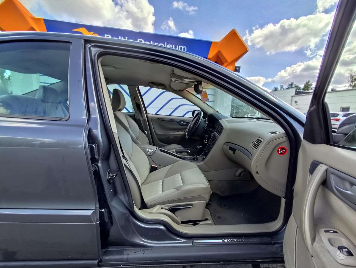 Volvo S60, 2.0 l., Седан