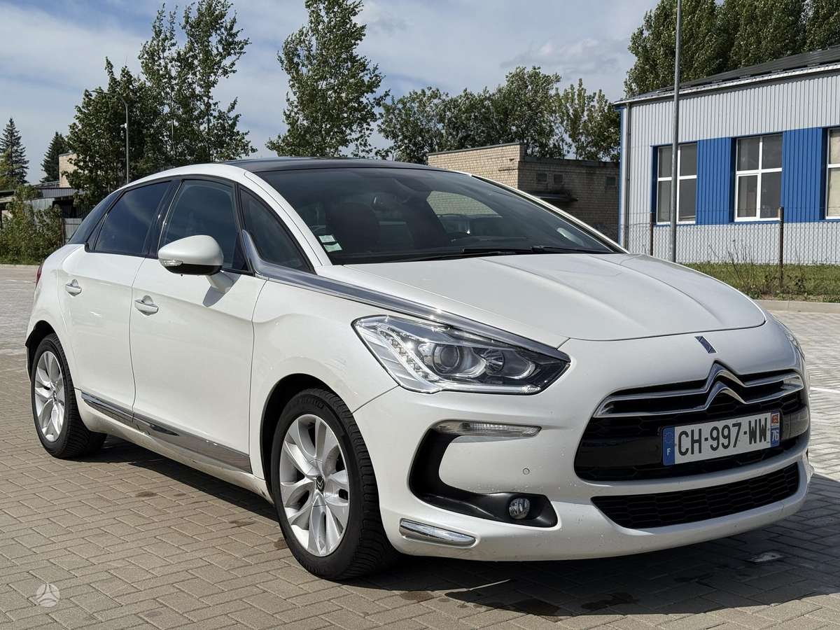 Citroen DS5, 2.0 l., Хэтчбек