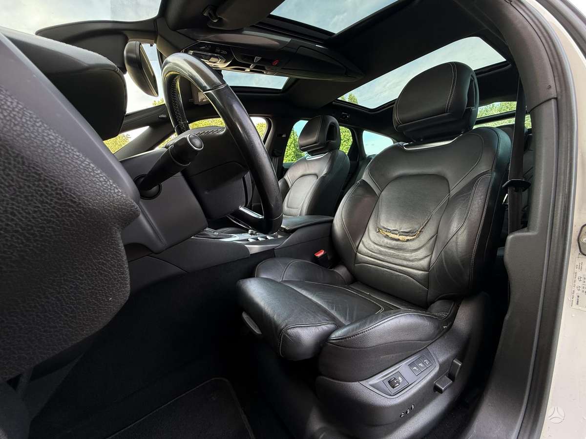 Citroen DS5, 2.0 l., Хэтчбек