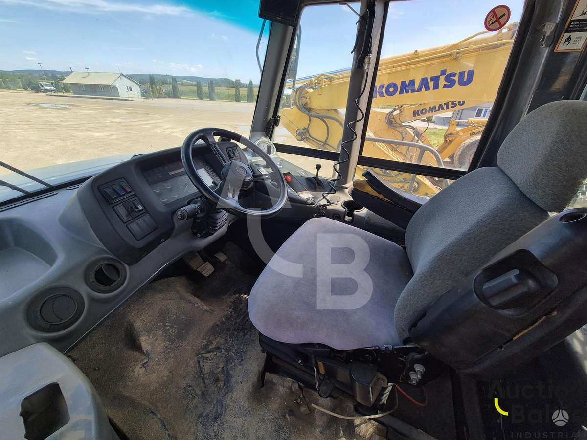 Bell B 40 D, самосвалы