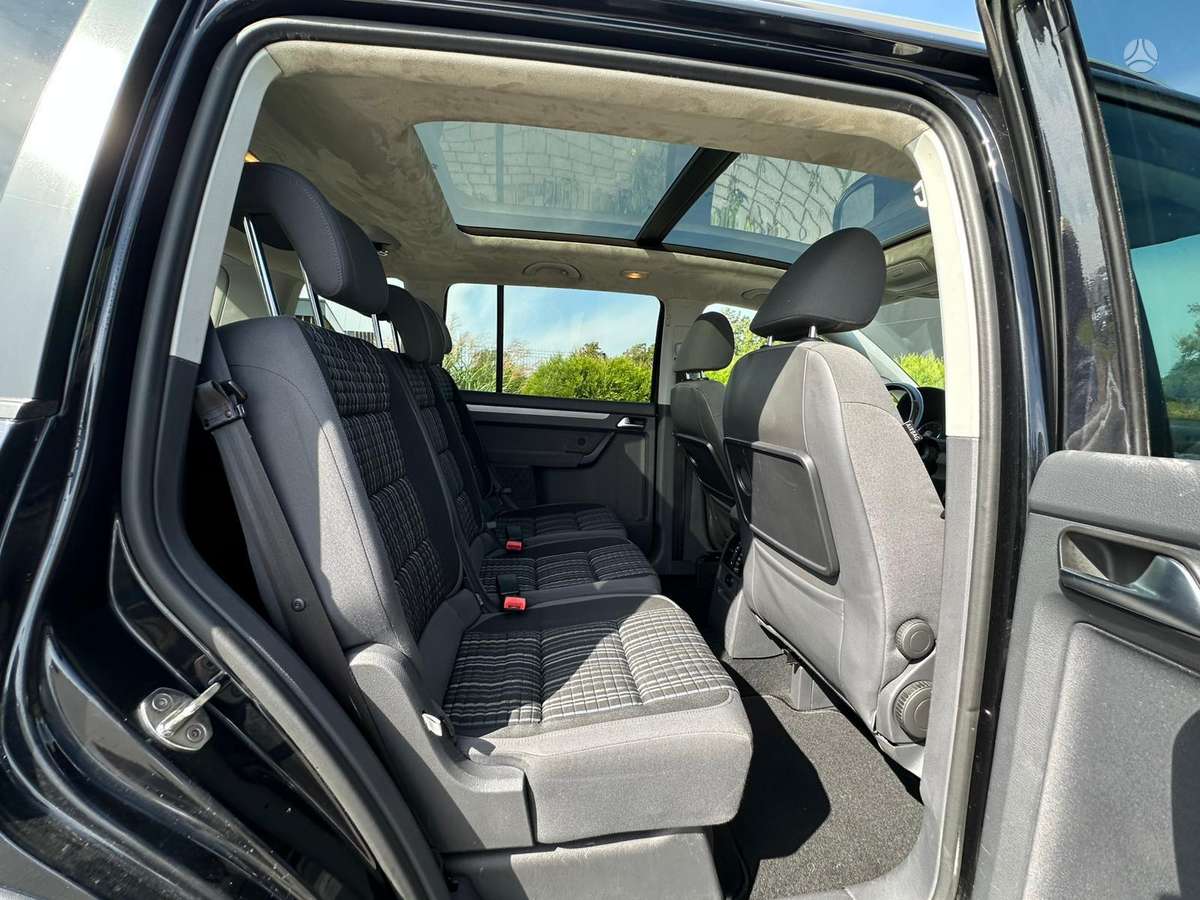 Volkswagen Cross Touran - 7