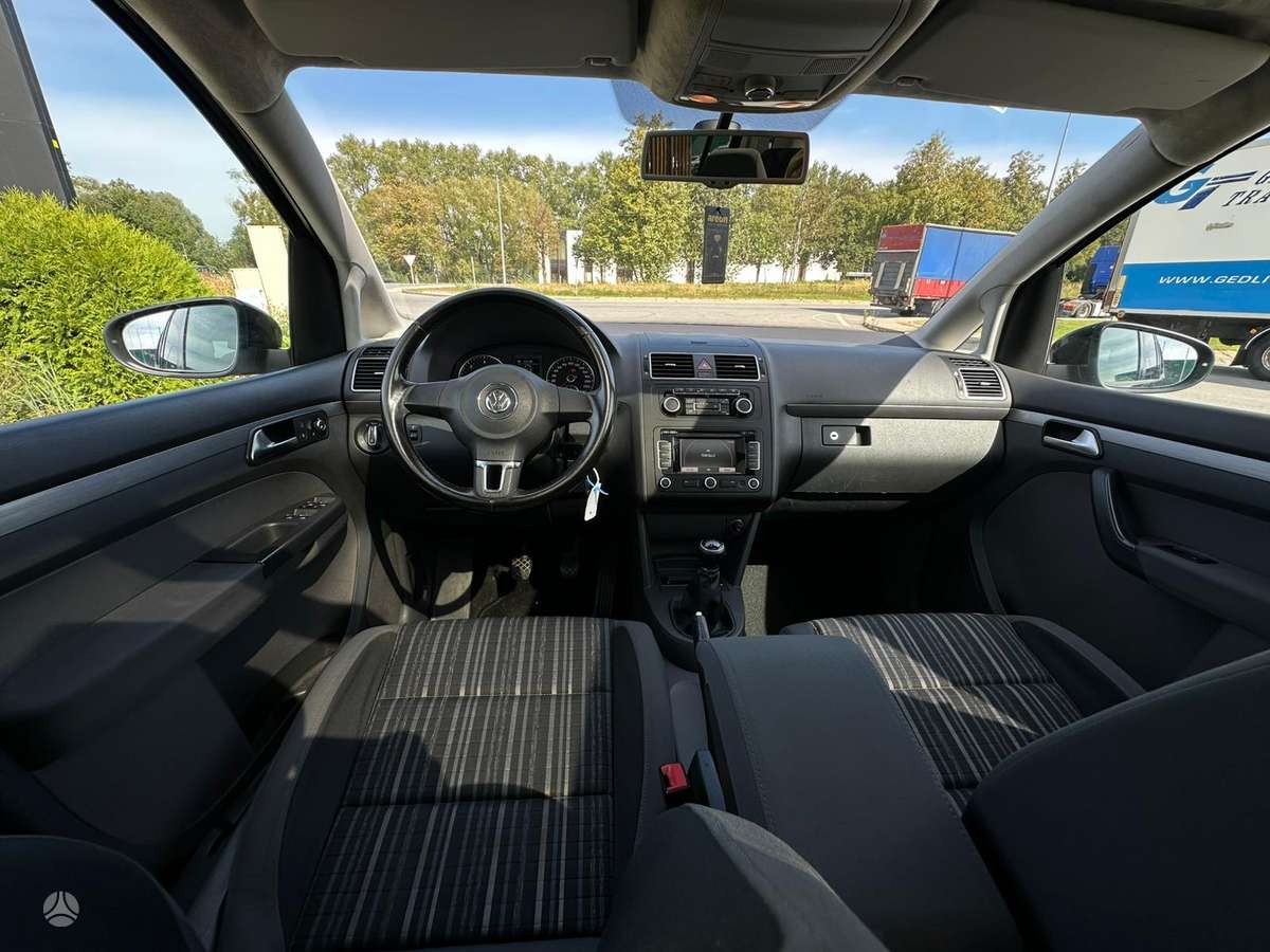 Volkswagen Cross Touran - 6