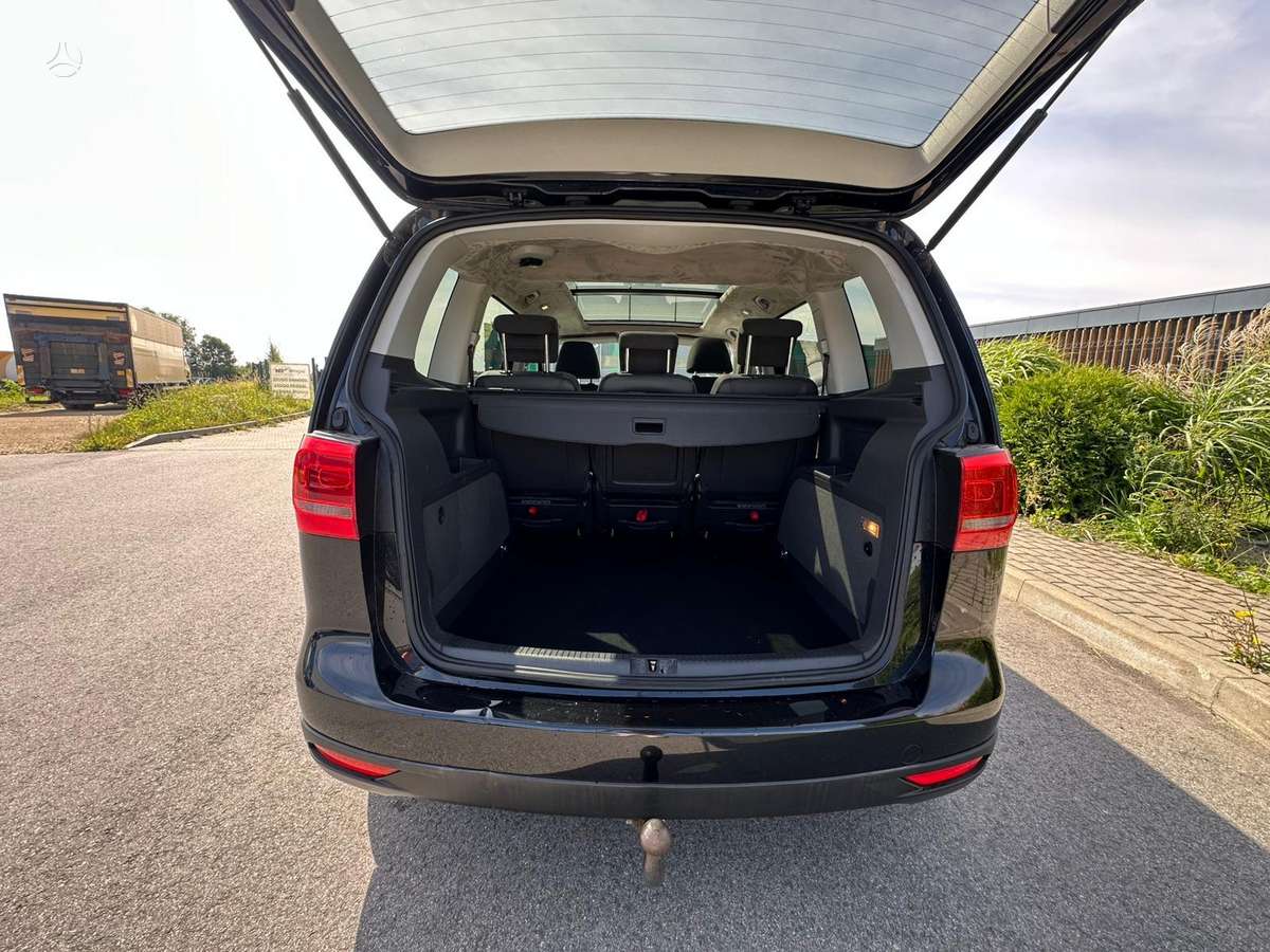 Volkswagen Cross Touran - 9