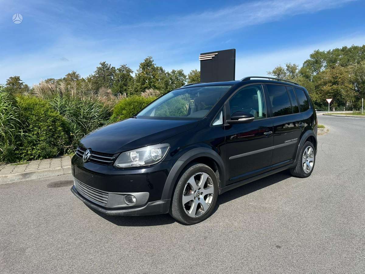 Volkswagen Cross Touran - 3