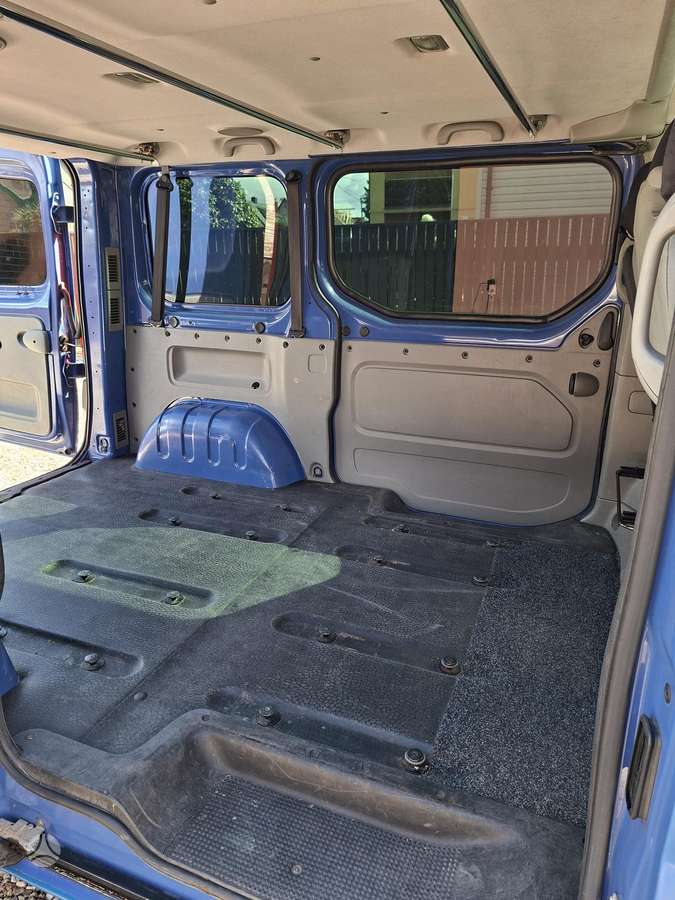 Renault Trafic - 9