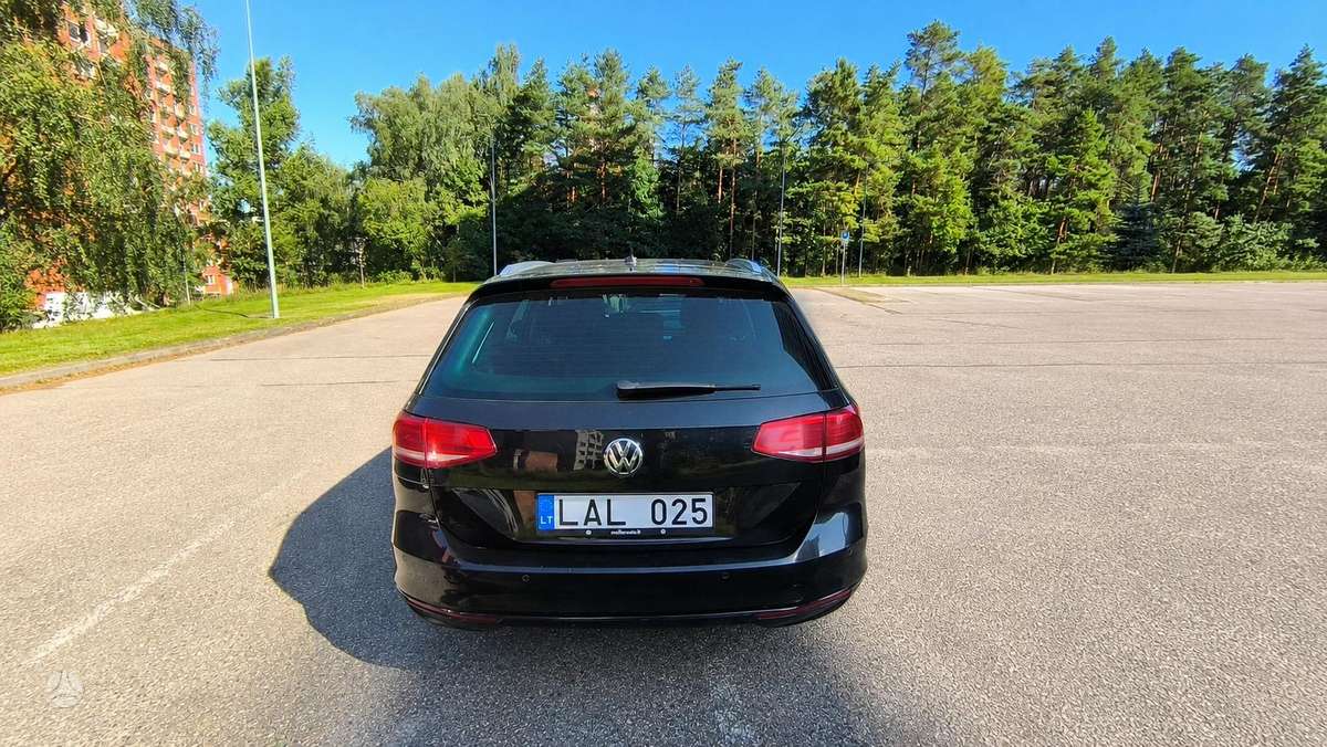 Volkswagen Passat, 2.0 l., Универсал