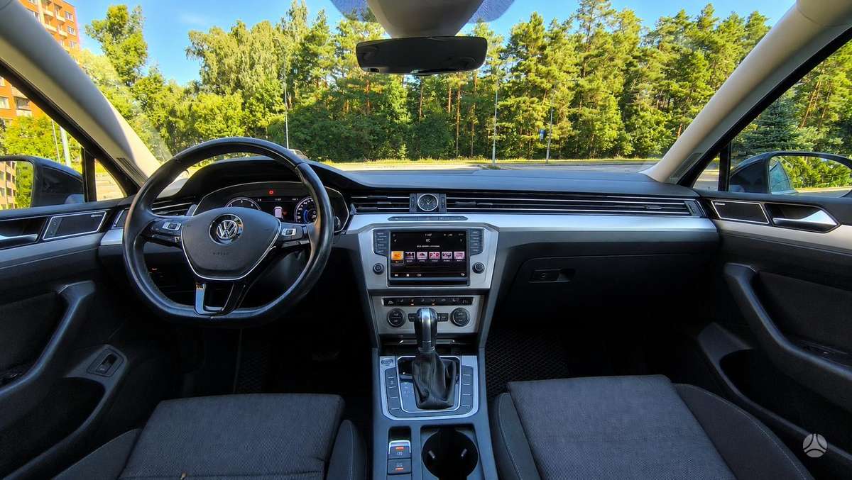 Volkswagen Passat, 2.0 l., Универсал