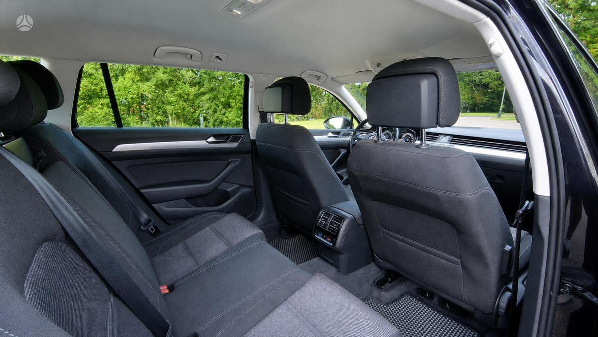 Volkswagen Passat, 2.0 l., Универсал